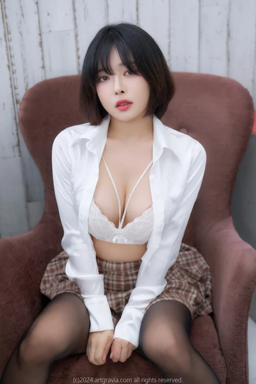 [ArtGravia] Vol.622 Areumm (다움) Photobook Set.01 preview 6