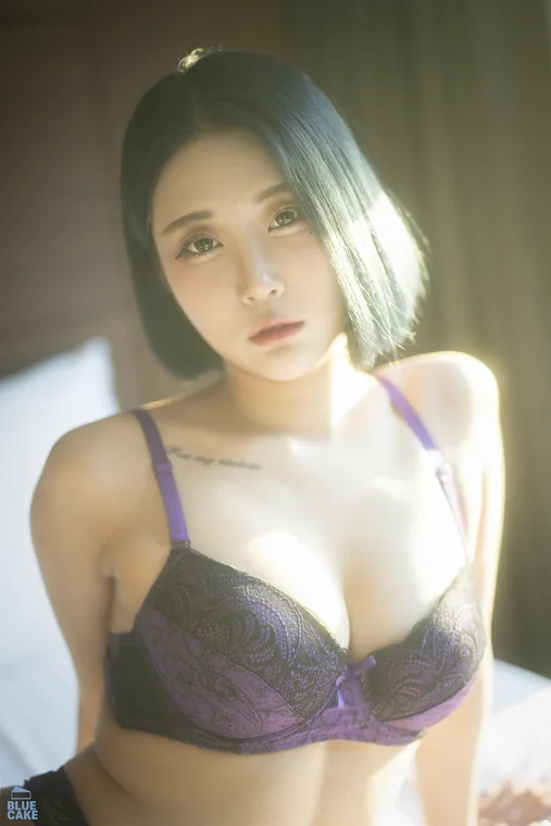 [Bluecake] Bomi - SECRET preview 22