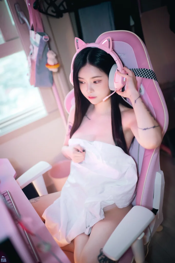 [BLUECAKE] Hikari - Vol.8 HOME SWEET HOME preview 8