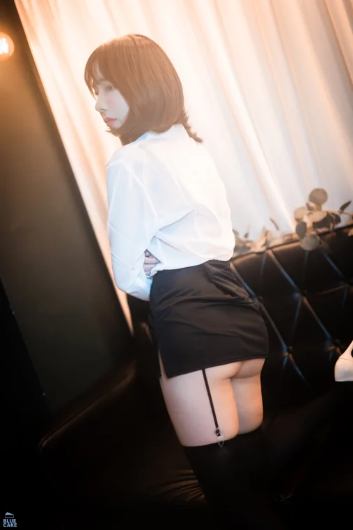 [BLUECAKE] Yeji (예지) - Cat Play preview 1