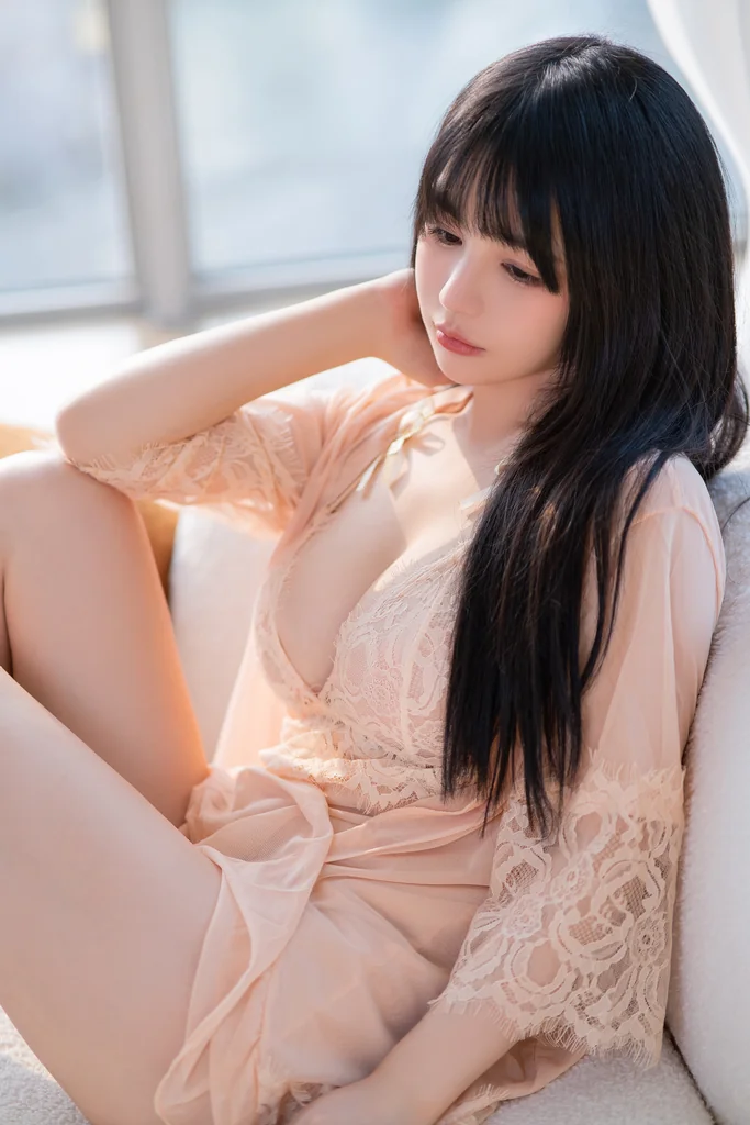 [Coser] 桜井宁宁 - 人妻太太 preview 2
