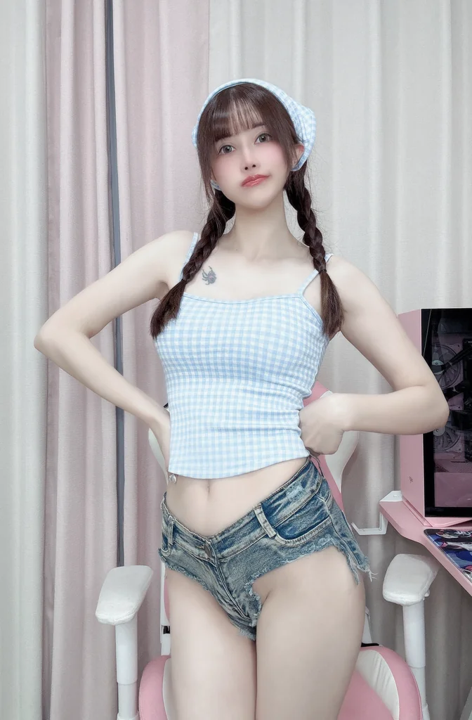 [Coser] 鹿八岁 - 家政服务 preview 4