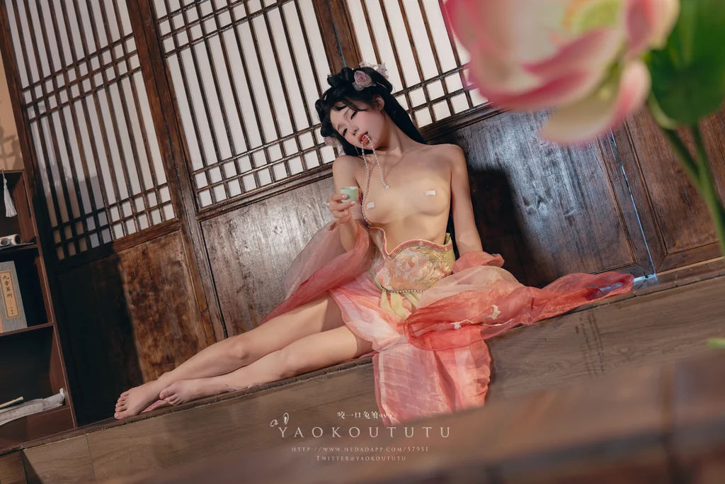 [Coser] 黏黏团子兔 - 八月订阅『醉倒荷塘边』& 游园惊梦 preview 8