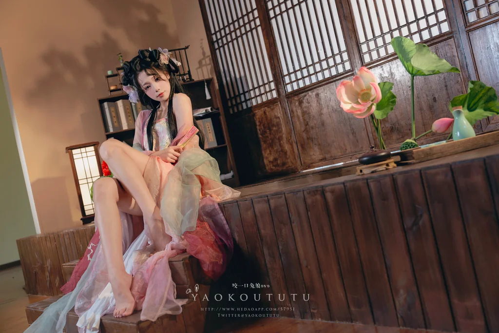 [Coser] 黏黏团子兔 - 八月订阅『醉倒荷塘边』& 游园惊梦 preview 12