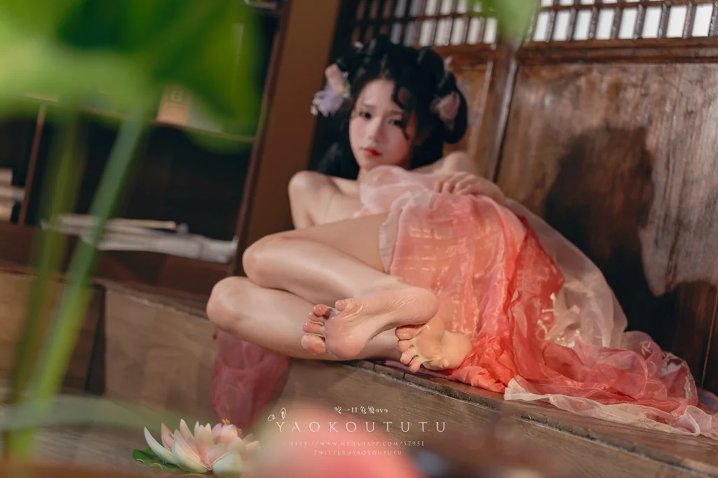 [Coser] 黏黏团子兔 - 八月订阅『醉倒荷塘边』& 游园惊梦 preview 14