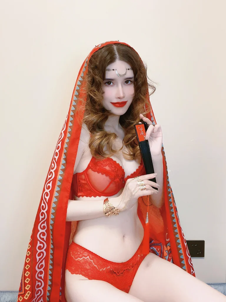 [Coser] 鹿八岁 - 红 preview 2