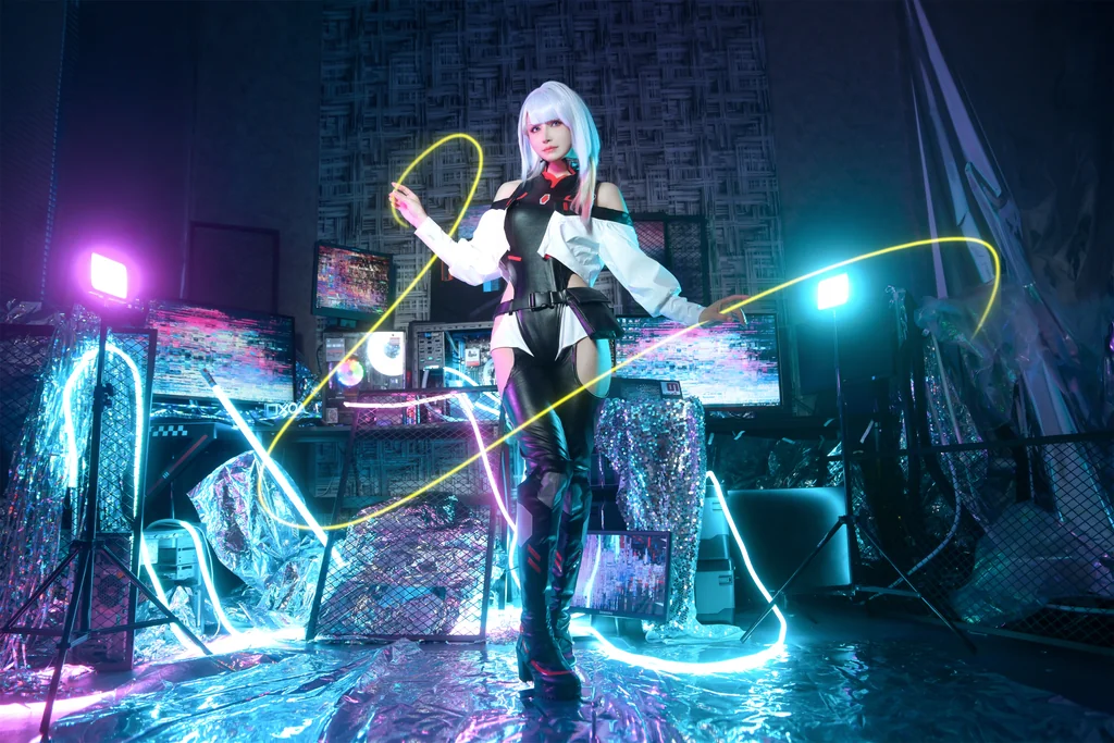 [Coser] 鹿八岁 - 赛博朋克：边缘行者 露西 preview 12