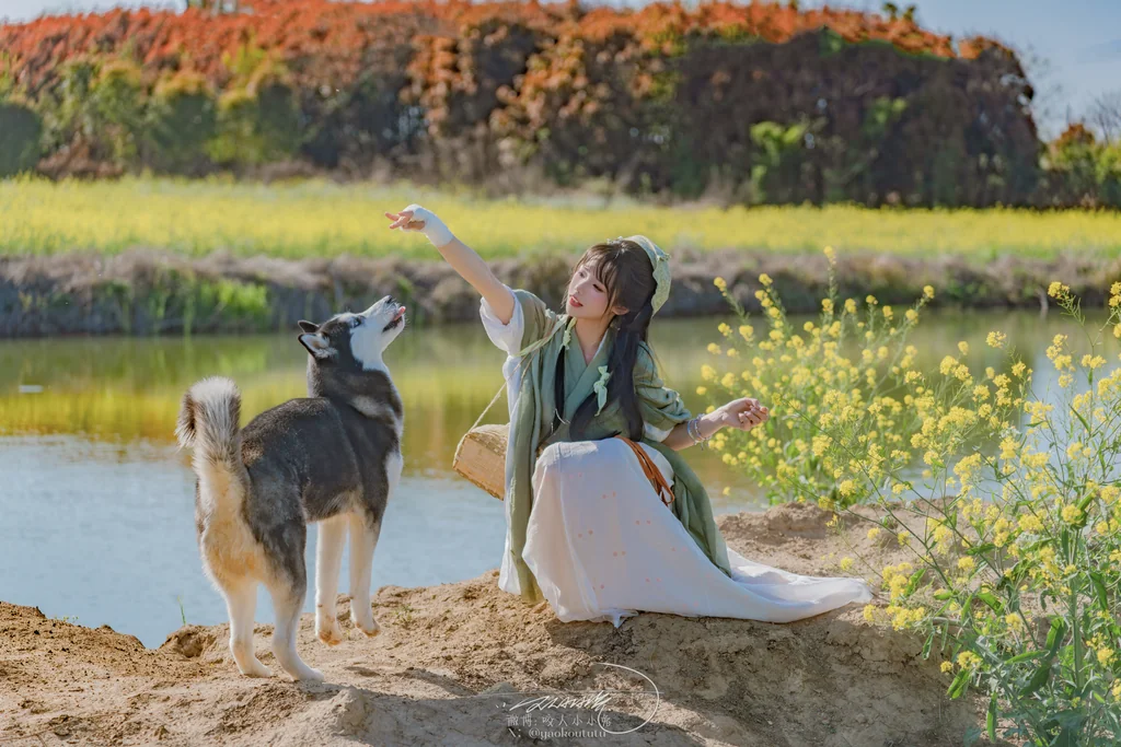 [Coser] 黏黏团子兔 - 田耕记 preview 23