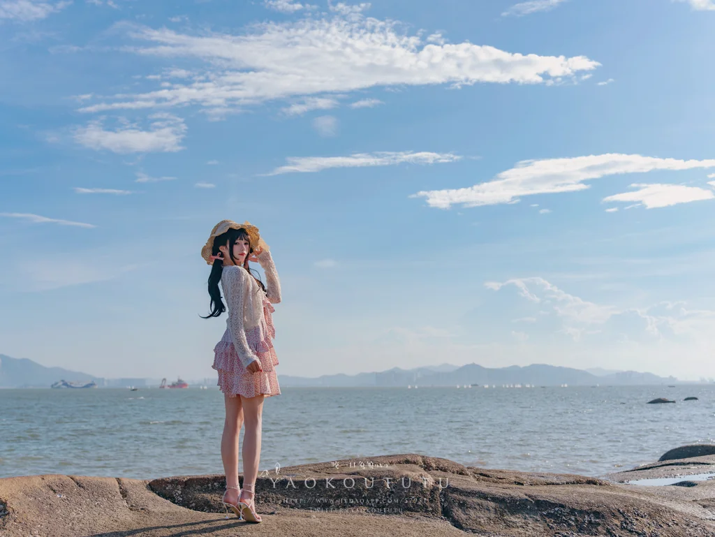 [Coser] 黏黏团子兔 - 邻家小妹&日不落 preview 1