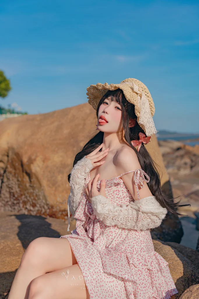 [Coser] 黏黏团子兔 - 邻家小妹&日不落 preview 8