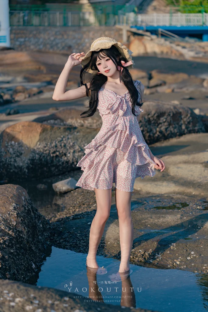 [Coser] 黏黏团子兔 - 邻家小妹&日不落 preview 22