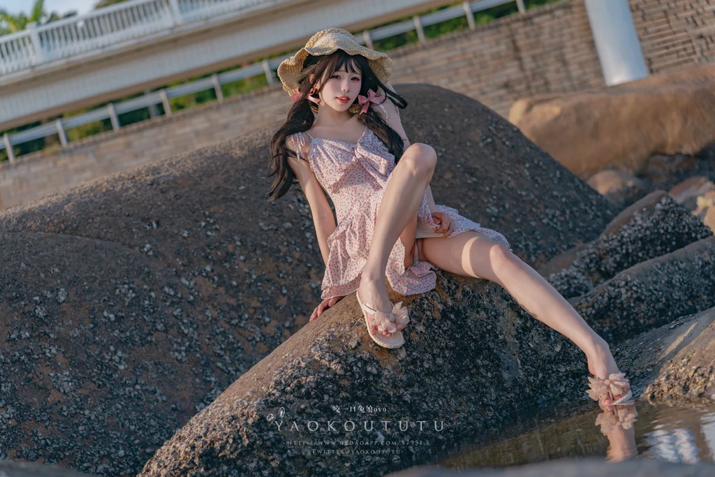 [Coser] 黏黏团子兔 - 邻家小妹&日不落 preview 24