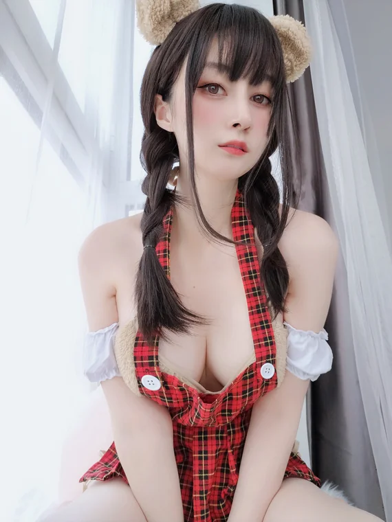 [Coser] 白银81 可爱的熊 preview 4