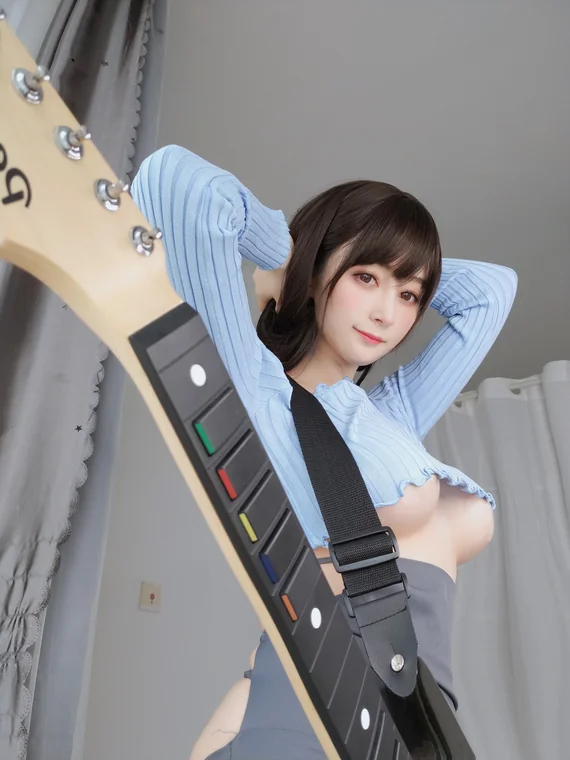 [Coser] 白银81 吉他妹妹 preview 20