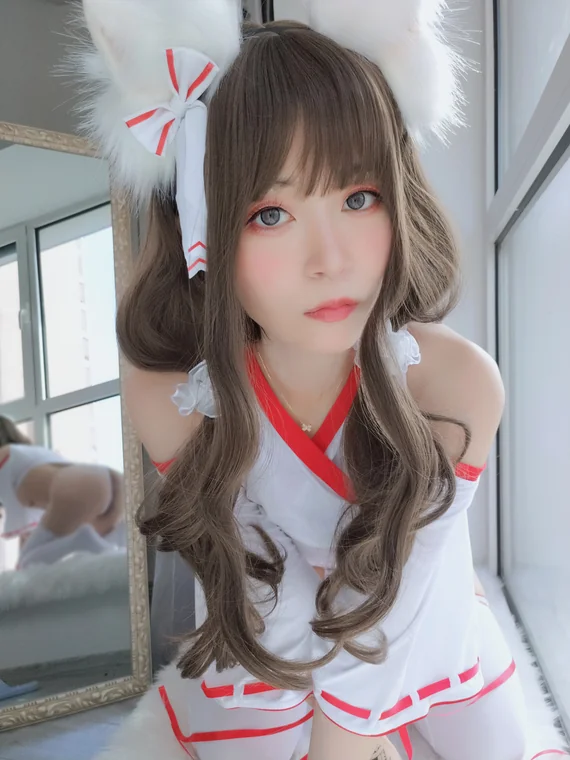 [Coser] 白银81 神社饲养的小狐狸 preview 9