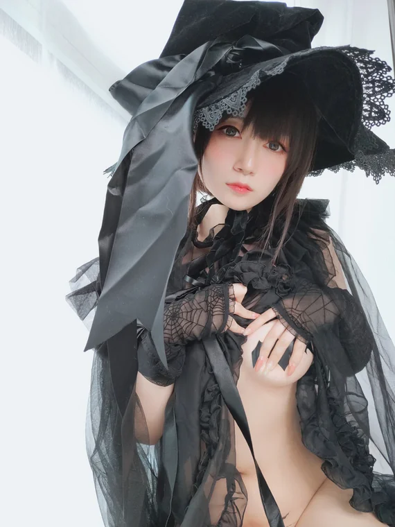[Coser] 白银81 见习魔女 preview 15