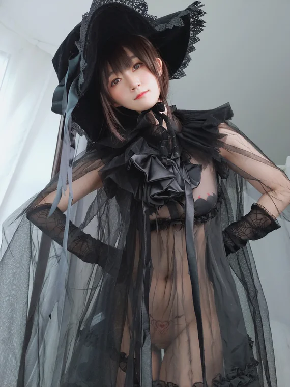[Coser] 白银81 见习魔女 preview 22