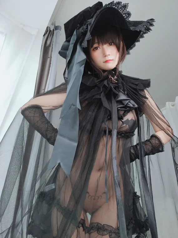 [Coser] 白银81 见习魔女 preview 23