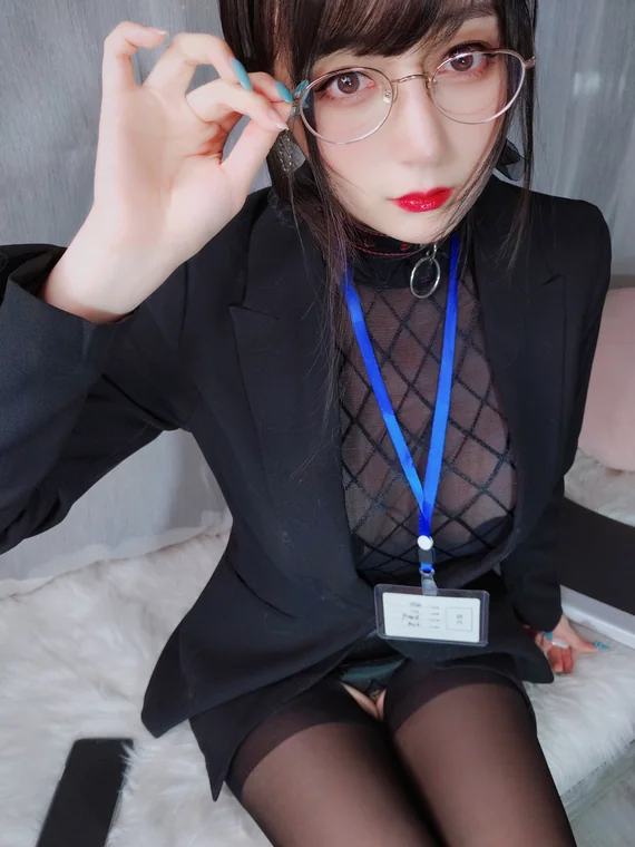 [Coser] 白银81 自撮り4(黑丝情趣) preview 23