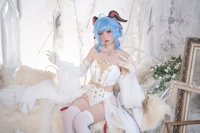 [Coser] Chinese 爆机少女喵小吉 - 12月T3 双子：最强冰雪组合 preview 9
