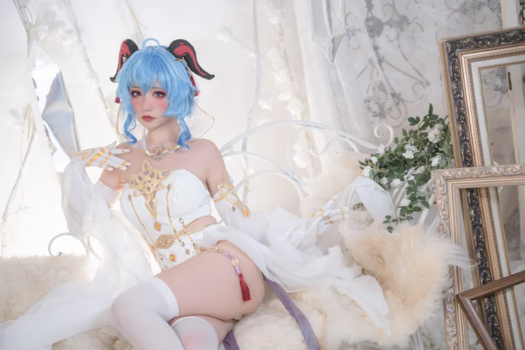 [Coser] Chinese 爆机少女喵小吉 - 12月T3 双子：最强冰雪组合 preview 18