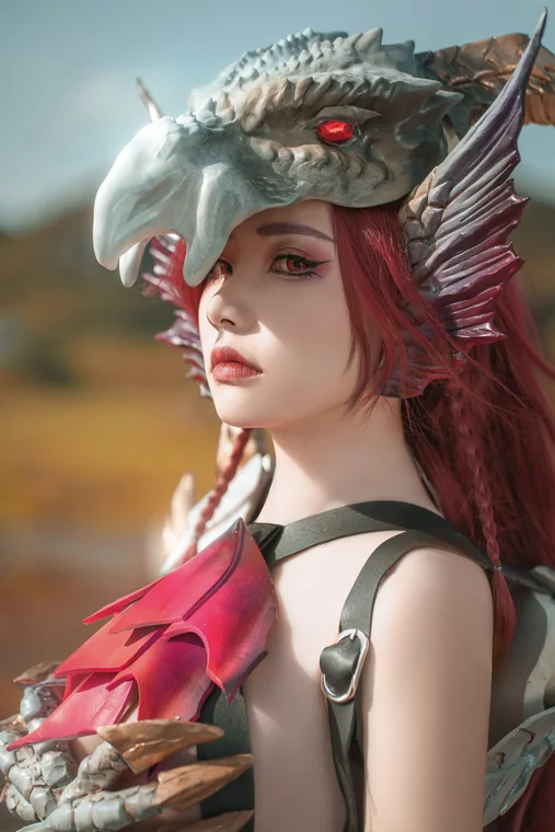 [Coser] Chinese 爆机少女喵小吉 - 曙光爵银龙 拟人 preview 3