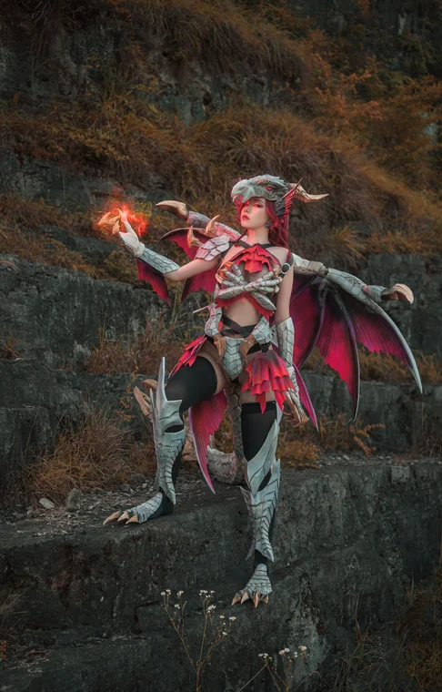 [Coser] Chinese 爆机少女喵小吉 - 曙光爵银龙 拟人 preview 6