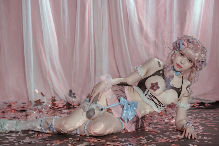 [Coser] Chinese 七月喵子 - 爱豆 preview 18
