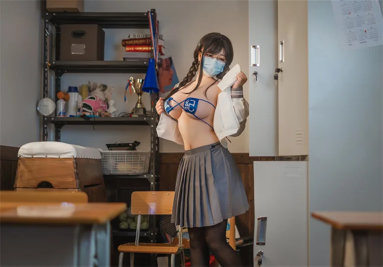 [Coser] Chinese 啊日日 - 放课后风纪 preview 11