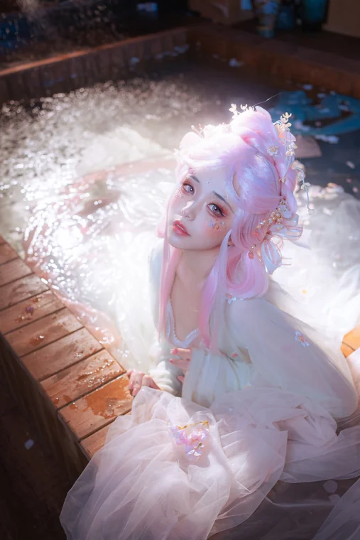 [Coser] Chinese 爆机少女喵小吉 - 临江仙 preview 3