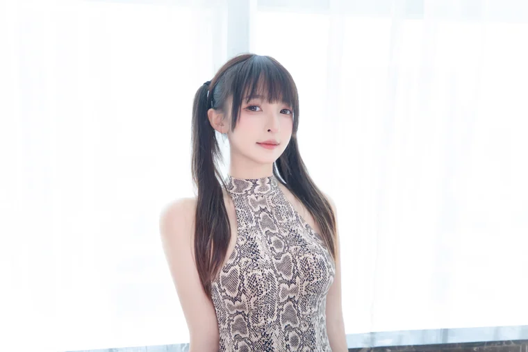[Coser] Chinese 神楽坂真冬 - 蟒纹旗袍 preview 19