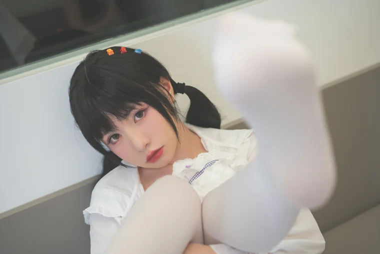 [Coser] Chinese 爆机少女喵小吉 - 深夜地铁 preview 13