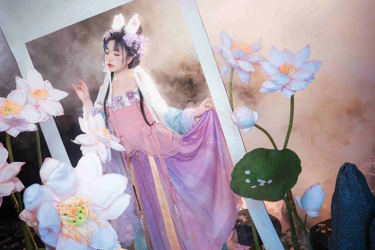 [Coser] Chinese 爆机少女喵小吉 - 绮怀 preview 13