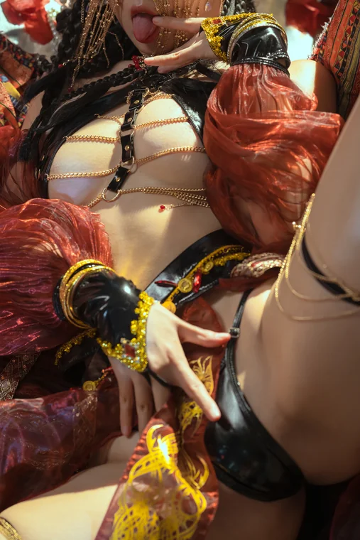 [Coser] Chinese 云溪溪 - 深渊舞娘 preview 6