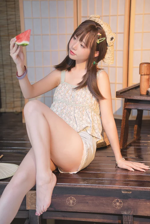[Coser] Chinese 爆机少女喵小吉 - 小吉的小镇生活 preview 11