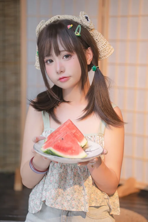 [Coser] Chinese 爆机少女喵小吉 - 小吉的小镇生活 preview 19