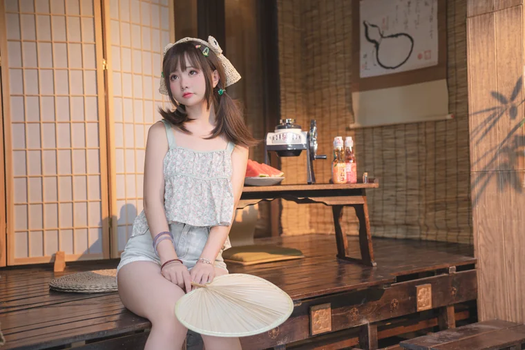 [Coser] Chinese 爆机少女喵小吉 - 小吉的小镇生活 preview 23
