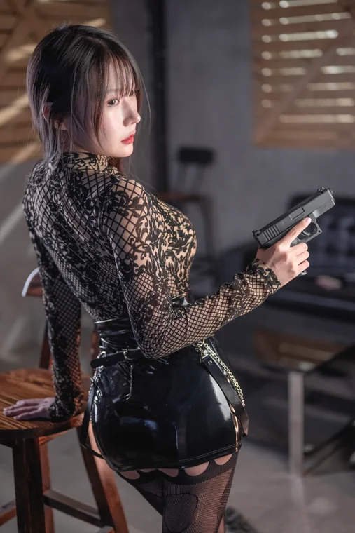 [Coser] Chinese 香草喵露露 - 无路可退 秘密搜查官 preview 5