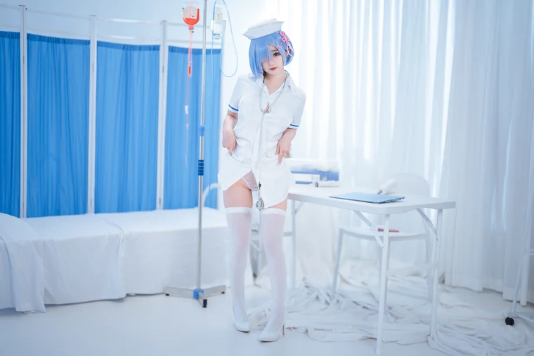 [Coser] Chinese 桜井宁宁 - 雷姆护士 preview 8