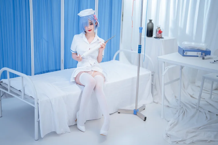 [Coser] Chinese 桜井宁宁 - 雷姆护士 preview 12