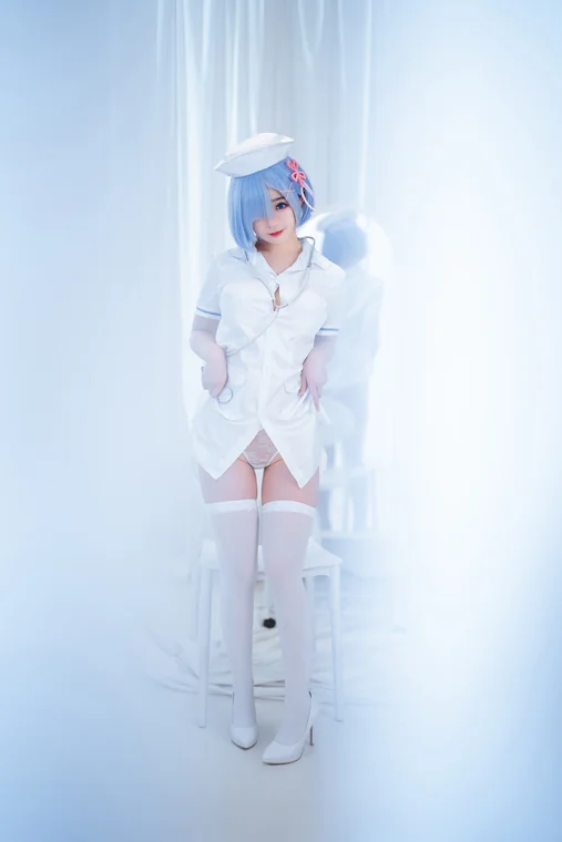 [Coser] Chinese 桜井宁宁 - 雷姆护士 preview 16