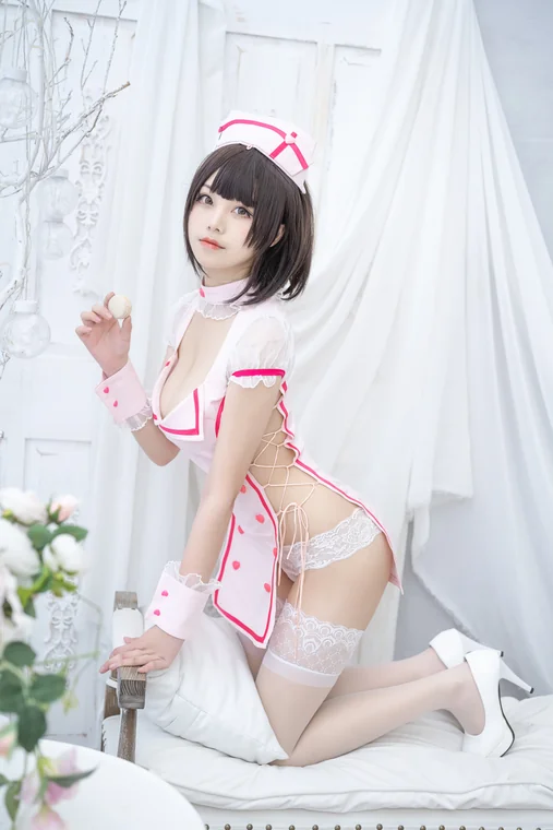 [Coser] Chinese 蜜汁猫裘 - 小护士 preview 1