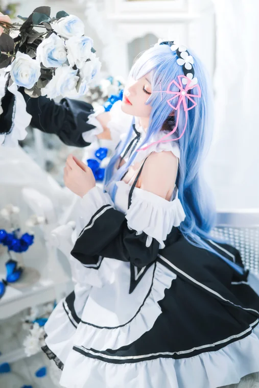 [Coser] Chinese 桜桃喵 - 长发蕾姆B preview 4