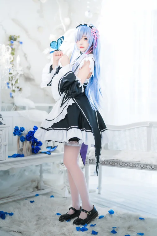 [Coser] Chinese 桜桃喵 - 长发蕾姆B preview 5
