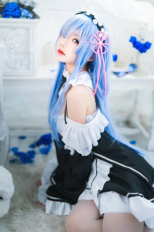 [Coser] Chinese 桜桃喵 - 长发蕾姆B preview 8
