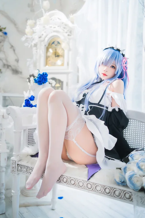 [Coser] Chinese 桜桃喵 - 长发蕾姆B preview 12