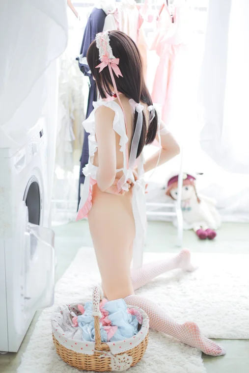 [Coser] Chinese 金鱼kinngyo - 家政妇金 preview 12