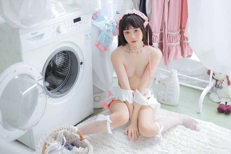 [Coser] Chinese 金鱼kinngyo - 家政妇金 preview 21
