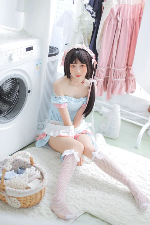 [Coser] Chinese 金鱼kinngyo - 家政妇金 preview 3