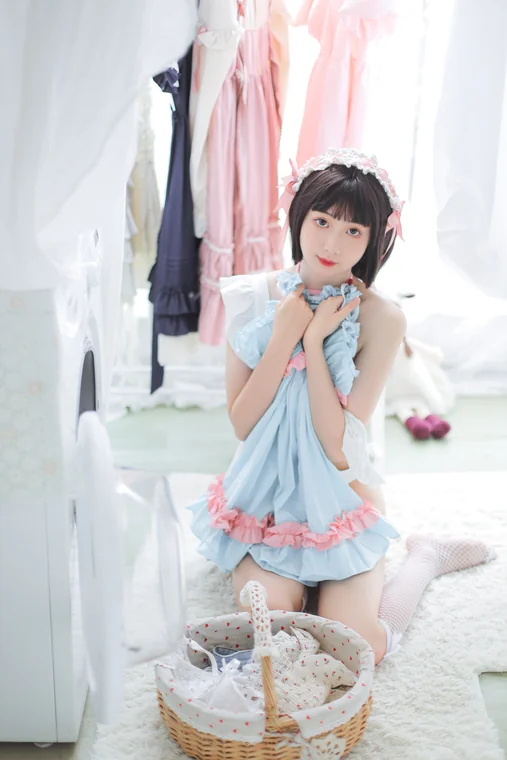 [Coser] Chinese 金鱼kinngyo - 家政妇金 preview 6